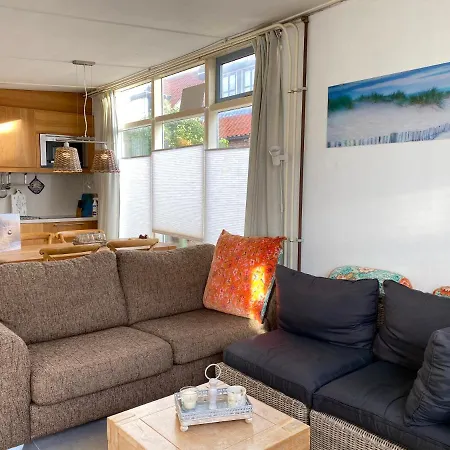 Apartament Op 't Landtweg 37a *