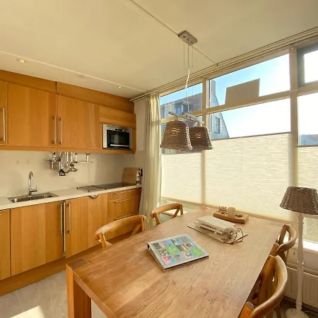 Appartement Op 't Landtweg 37a *