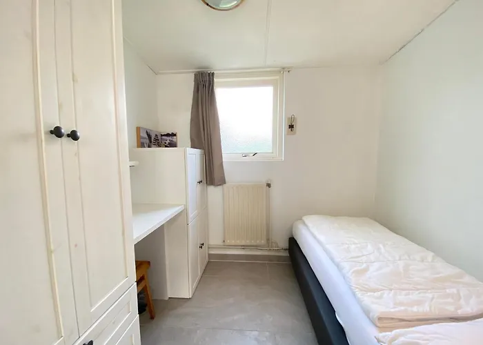 아파트 Op 't Landtweg 37a