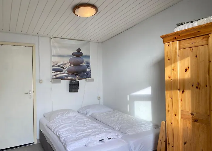 Op 't Landtweg 37a * 칼란트소그